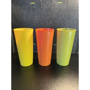 Vintage Tupperware Beverage Large 6.5" Tumblers #1348‎ Holds 16 oz. Set Of 3